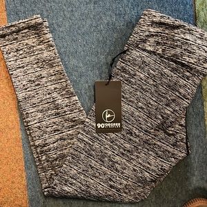 90 Degree by Reflex Gray/ Black Leggings L NWT
